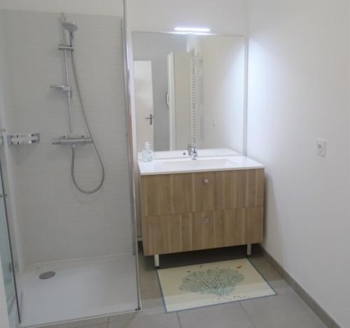 Résidence Essencia - T2 Centre Arcachon | Terrasse 42m² | Clim & Parking MAE-9414