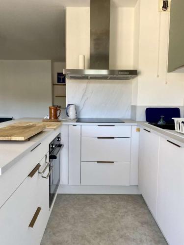 Résidence Les Oyats - T3 rénové 55m², balcon sud & parking – Centre-ville MAE-9734