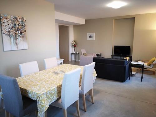 Résidence Les Pins Tranquilles - Arcachon Ville d’Hiver – Charmant T3 avec Terrasse Privée + parking MAE-9514