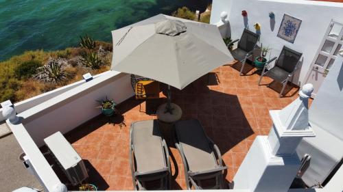 Ocean View Terrace, The Best Sea View, in front of Carvoeiro beach