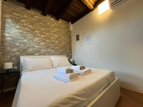 TICINESE78 In the Heart of Old Milan by Hospity