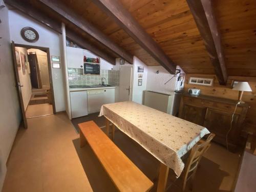 Résidence Diamant 1 - Appartement atypique PLEIN CENTRE avec garage privatif et internet MAE-5271