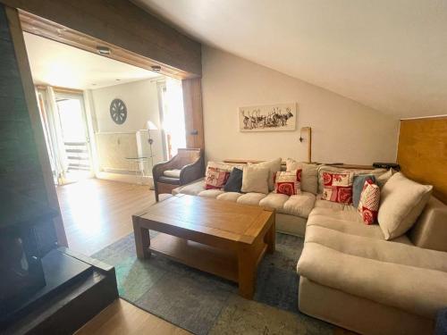 Résidence Bleuets - Appartement exceptionnel de 97m², 10 pers., centre station MAE-5371