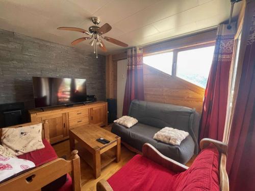 Résidence Les Bleuets - Appartement Coup de coeur en Plein Centre de station avec cave privative MAE-5391