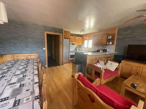 Résidence Les Bleuets - Appartement Coup de coeur en Plein Centre de station avec cave privative MAE-5391