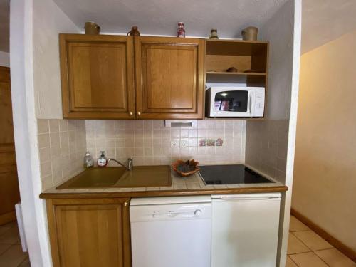 Chalets D Or - Charmant T2 avec terrasse et place de parking privée MAE-5611
