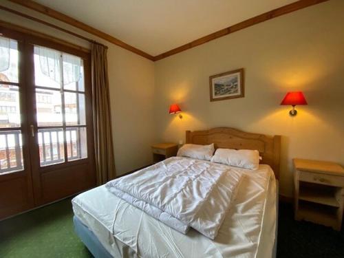 Résidence Alpina Lodge - Séduisant et chaleureux appartement pour 6pers. au pied des pistes MAE-5631