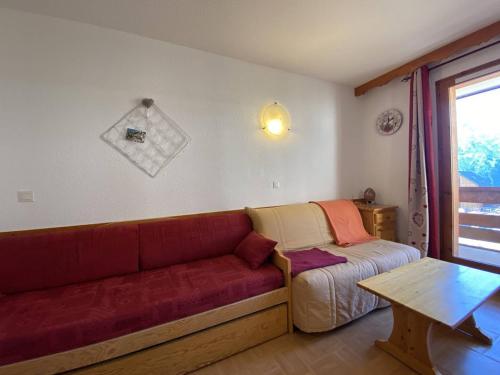 Résidence Flocon D'or - T2 lumineux proche des pistes avec place de parking – Confort, calme et vue montagne ! MAE-5671