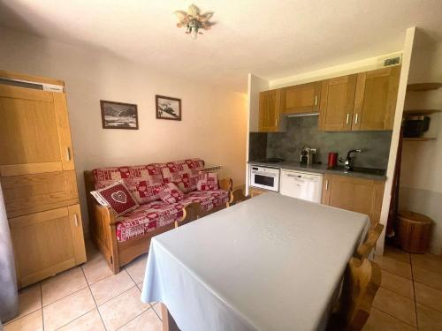 Chalets D Or - Chaleureux T3, emplacement idéal avec place de parking privée MAE-3823