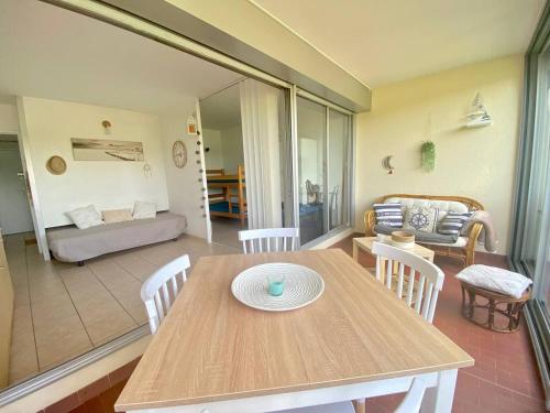Résidence Les Jardins Du Port - Superbe T2 en rez de jardin dans résidence avec piscine MAE-7031
