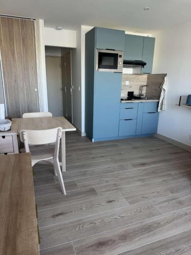 Résidence Le Grand Pavois - Studio cabine climatisé vue port à Port Camargue MAE-7171