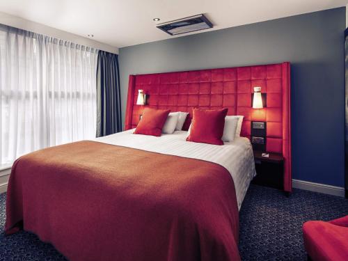 Privilege Double Room with Riverside or Old Town View
