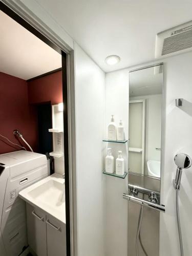 PIKA STAY Tokyo Nishi Nippori Entire 3 Bedroom House for 12