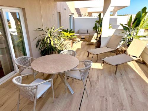 MTR - 513 Marbella Temporary Rent 2 bed Nueva Andalucia