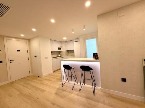 MTR - 513 Marbella Temporary Rent 2 bed Nueva Andalucia