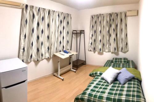 Private Bed Room of Mikawashima YB House, Easy access to Ueno station
