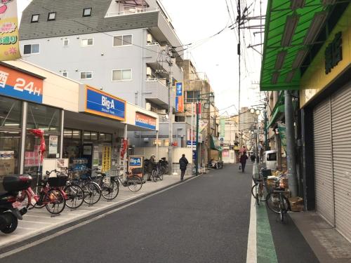 Private Bed Room of Mikawashima YB House, Easy access to Ueno station