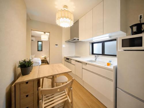 Iriya 10-min Walk Ueno 1 Stop 4BR 14 Guests