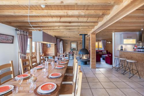 Montbeliarde - Chalet avec jacuzzi - BO Immobilier - Reduced prices on ski passes Châtel & Portes du Soleil