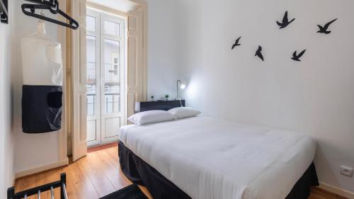 Arroios City Base - 2BR & Workspace by LovelyStay