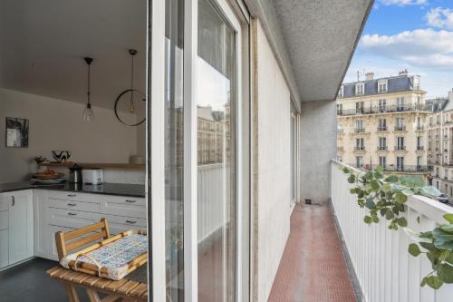 ID 407 - Tour Eiffel, passage du Guesclin