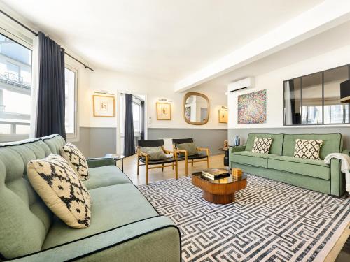 LivinParis - Luxury AC 3 Bedrooms Le Marais III