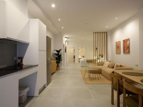 Milos cozy, family-friendly apartment in Patraix