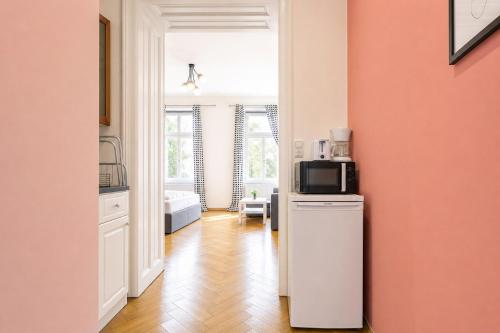 Lovely 1BR Apt. near AKH Hospital