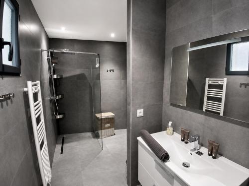 Apartment in Porto-Vecchio with pool