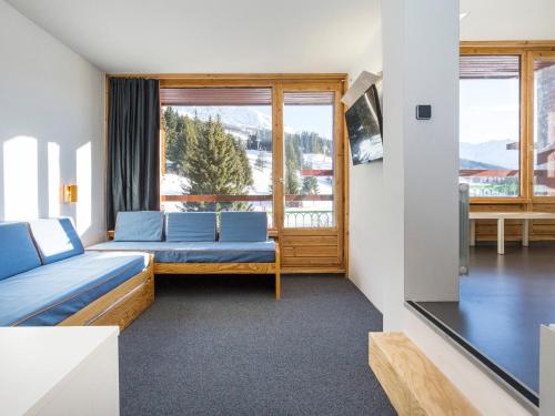 Appartement rénové 3 pièces, ski aux pieds, balcon