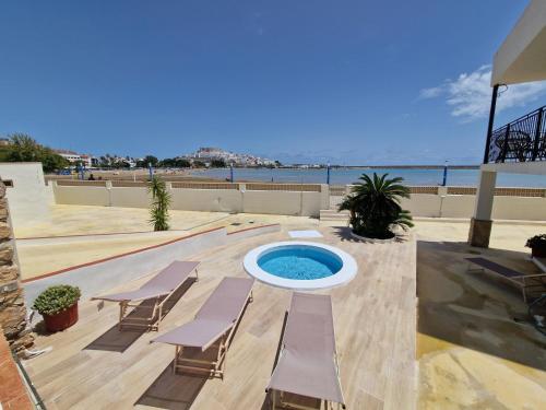Villa Brisamar - On the beach