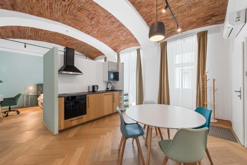 Loft Apartments Rathaus by ALPAMI