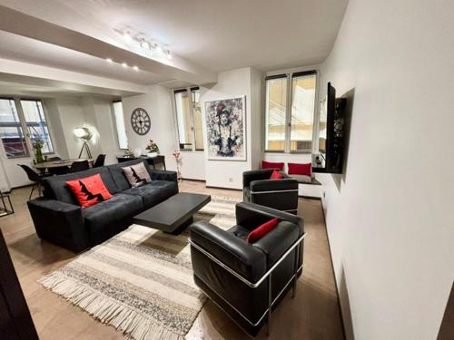 Appart chic vieux nice 3 min de la plage , clim, 4 pers