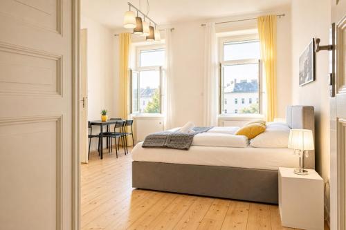 Attractive 2BR Apt Near AKH Ideal for short & Longstays
