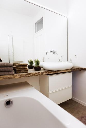Huge Central Designer Loft with Tyrolean Flair