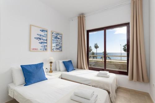 Luxury, Frontline Burriana Beach, Nerja