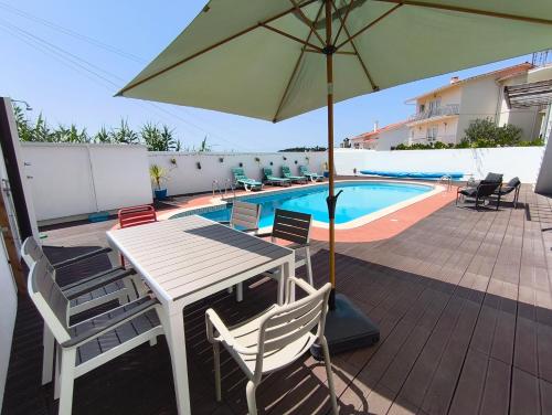Sunny Villa with Pool & Beach View - Beach 5 min