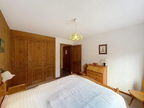 Mondzeu 245C charming apartment in the center of Verbier with Pool and Parking