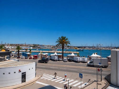 Olhando o Mar - Lagos