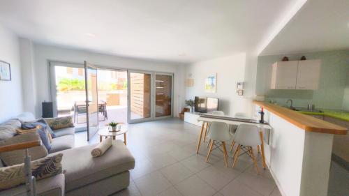 Sunny Duplex Los Martines