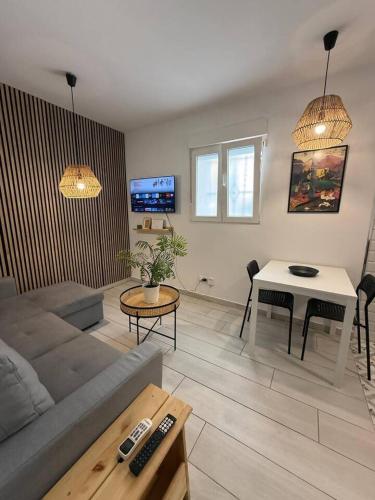 Bright 1-Bedroom with Ensuite in Puerta del Ángel