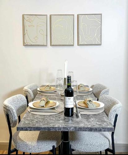 Superb Appartment close to Marais 1B 4P