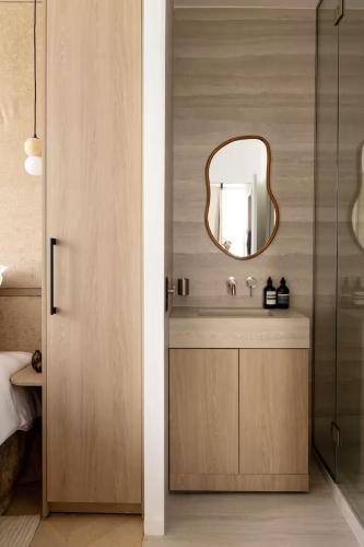 Superb air conditioned apartment Le Marais
