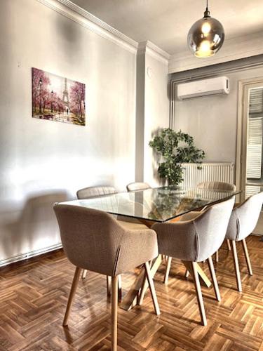 Galerius Palace View by Agora Flats