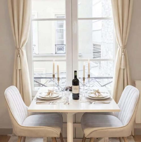 Family Appartment off Champs Elysees by Melvane
