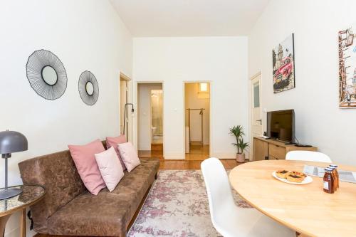 Gonzalo's Guest Apartments - Downtown Historic Flats