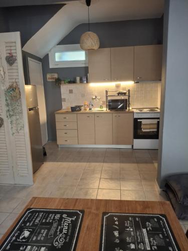 Perdika 16 House
