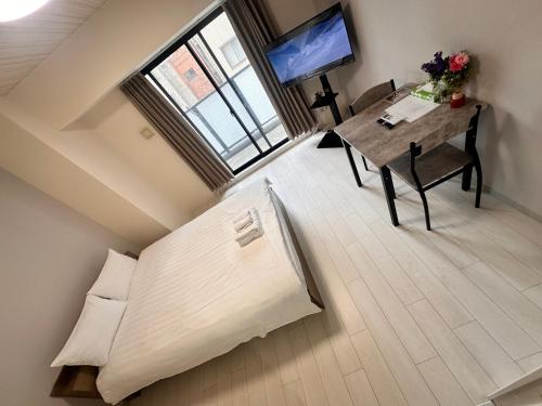 R SQUARE Nipponbashi Room No 601
