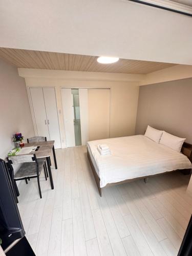 R SQUARE Nipponbashi Room No 601