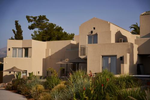 Galaxy Suites Boutique Resort